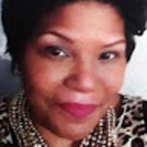 Meet your Posher, Edith